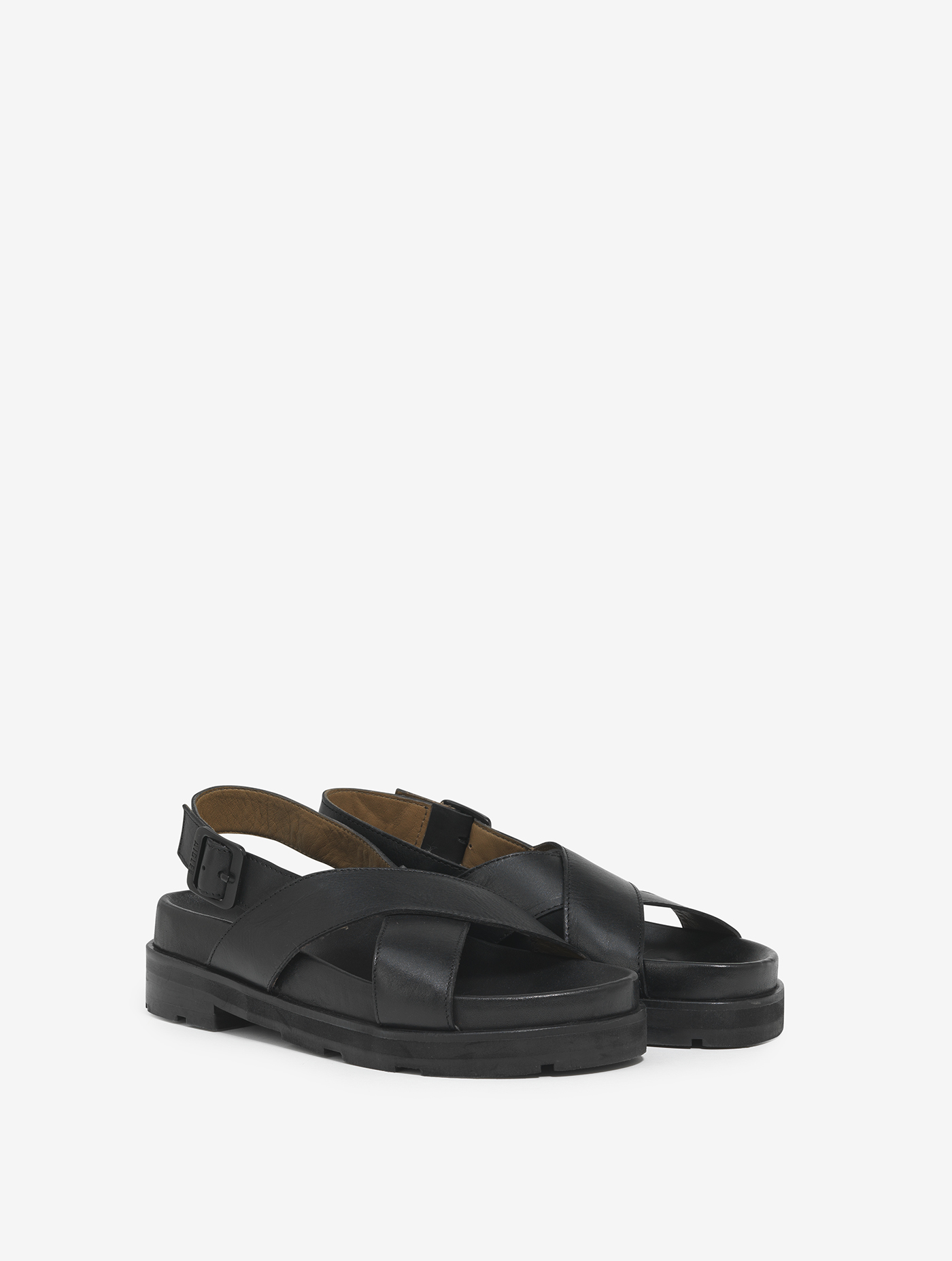 Sandale en cuir tendance Aigle seconde main photo 4